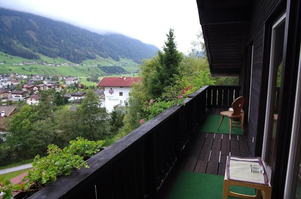Gasthaus Haus Klara Neustift im Stubaital Exterior foto