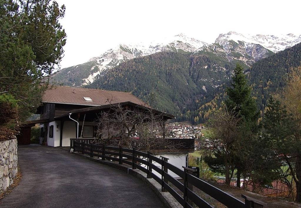 Gasthaus Haus Klara Neustift im Stubaital Exterior foto